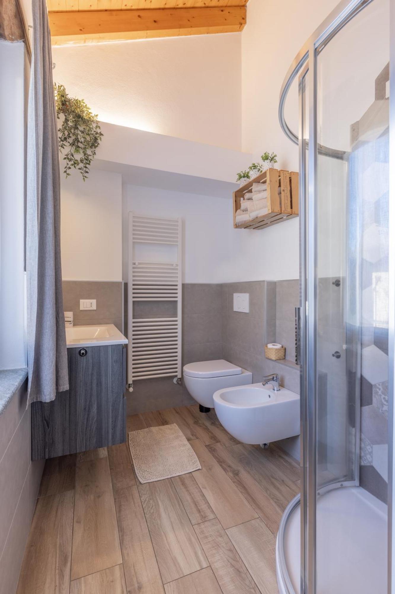 Il Riccio Di Ricciano Bed & Breakfast Casale Corte Cerro Dış mekan fotoğraf