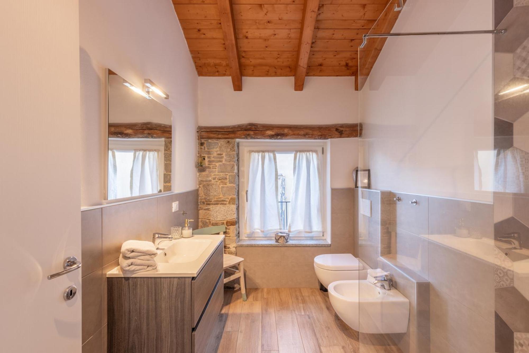 Il Riccio Di Ricciano Bed & Breakfast Casale Corte Cerro Dış mekan fotoğraf