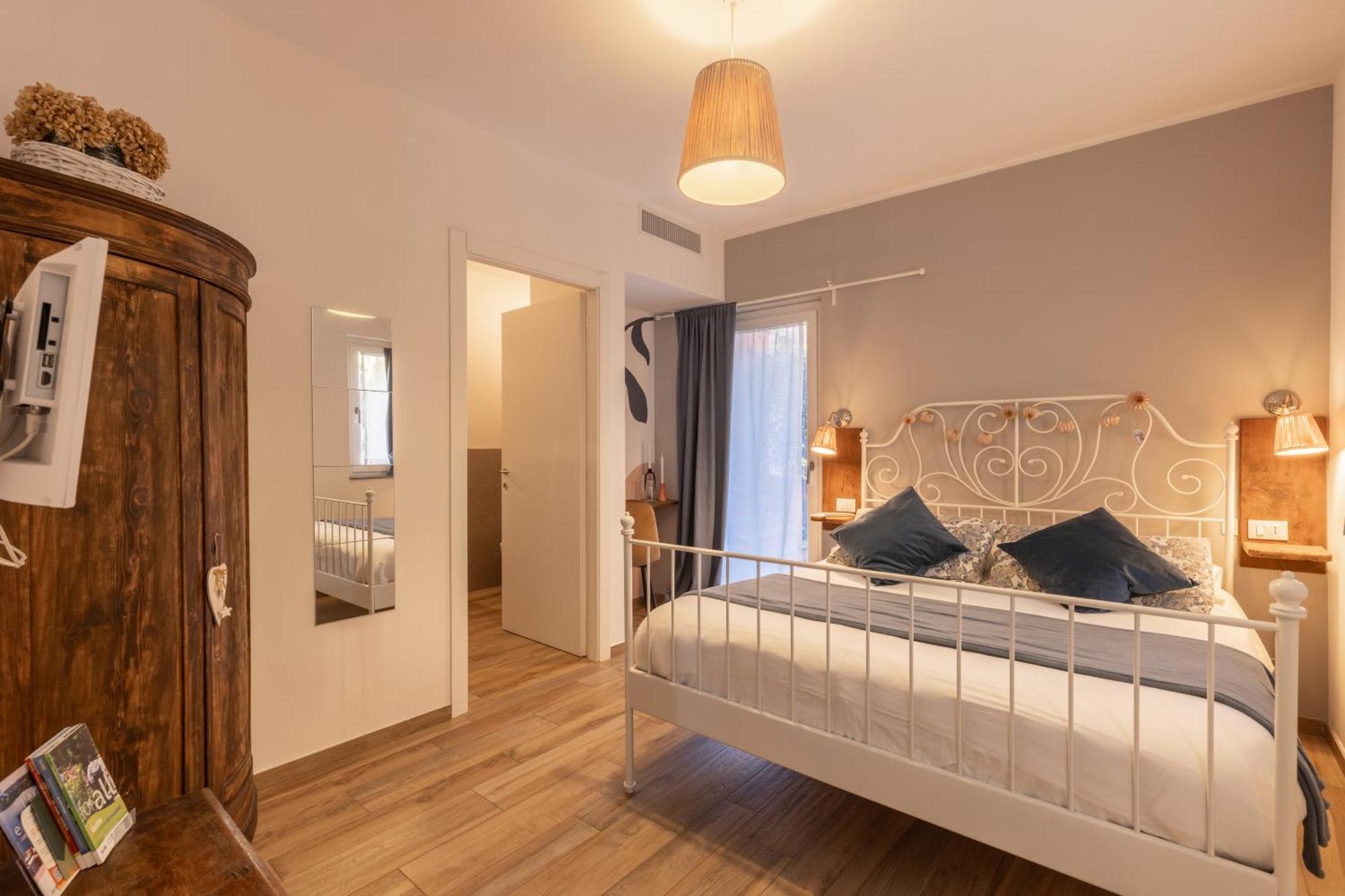 Il Riccio Di Ricciano Bed & Breakfast Casale Corte Cerro Dış mekan fotoğraf